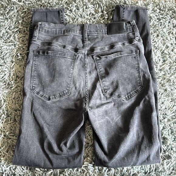 Madewell 10" High-Rise Skinny Jeans in Berkeley Black: Button-Through Edition 28 - Picture 5 of 5